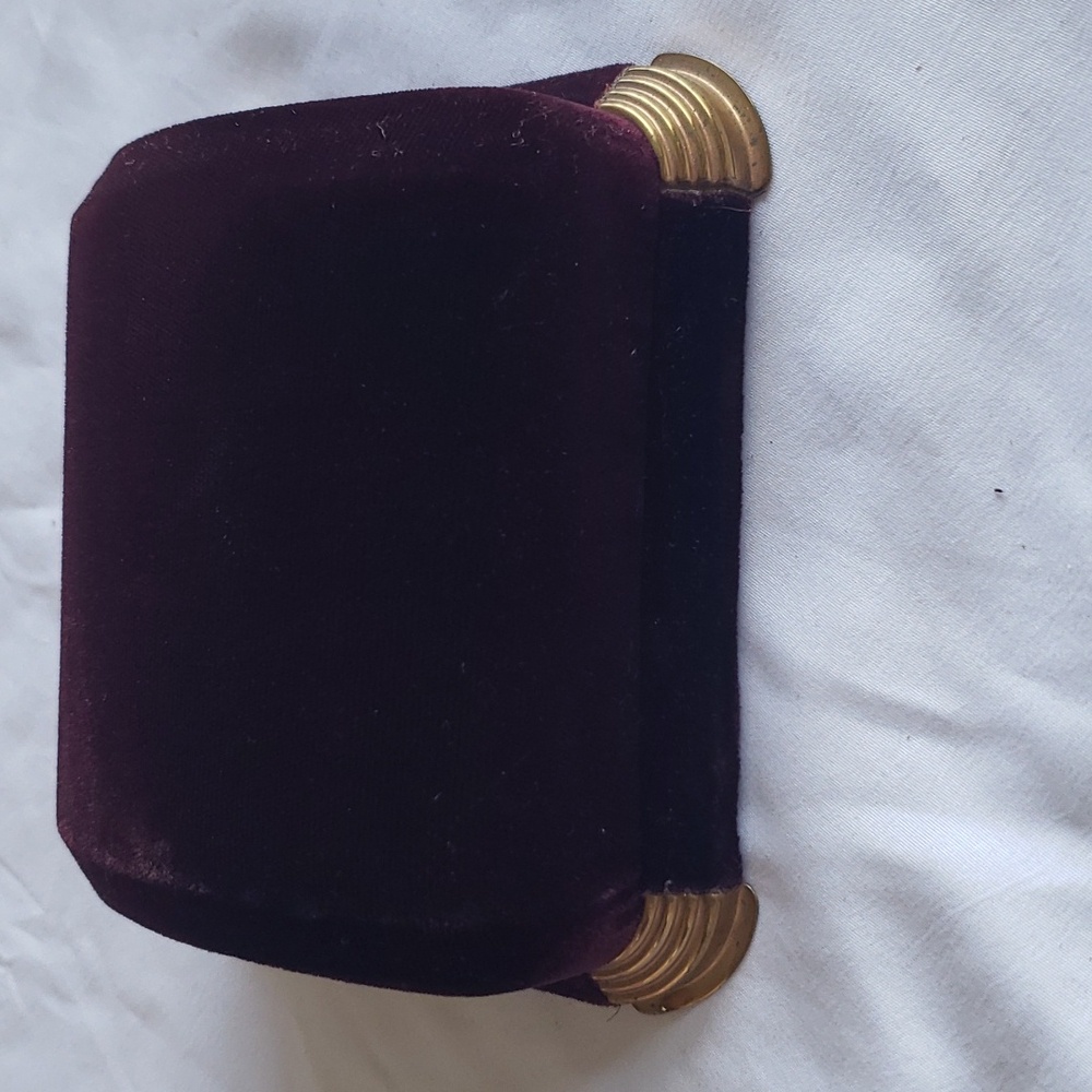 Vintage Art Deco Bulova Fifth Avenue New York wristwatch case